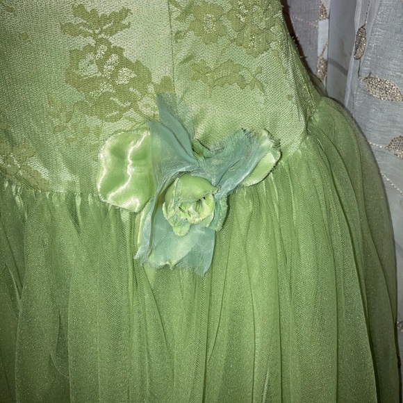 🥀Vintage Gunne Sax Size 3/4 Gown🥀 - Picture 4 of 14